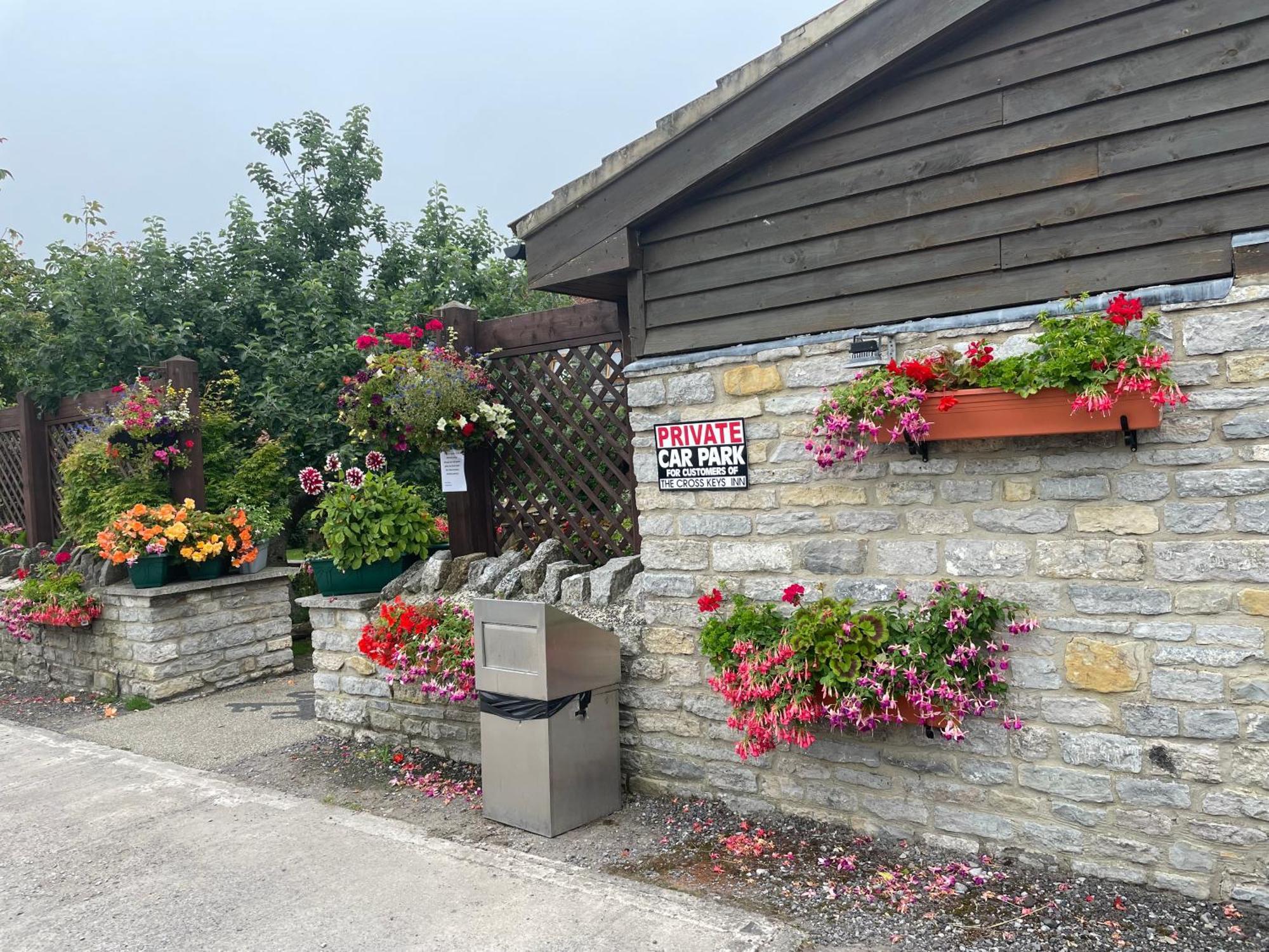 Cross Keys Inn Lydford-on-Fosse Dış mekan fotoğraf