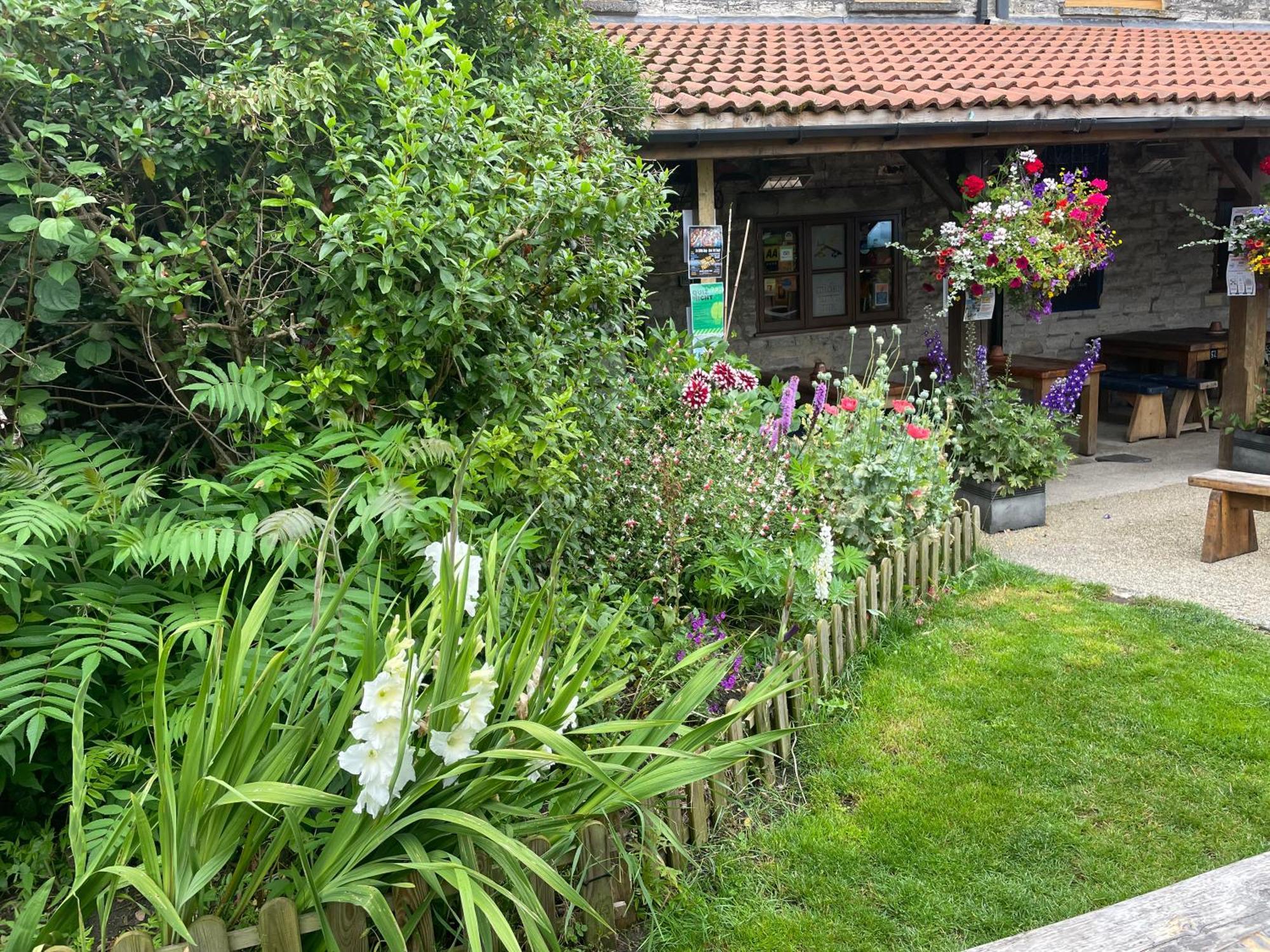 Cross Keys Inn Lydford-on-Fosse Dış mekan fotoğraf